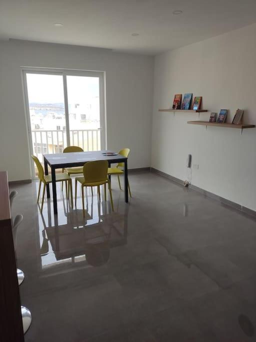 Apartamento Sorriso Flat N.9 - Entire Unit Bahía de San Pablo Exterior foto