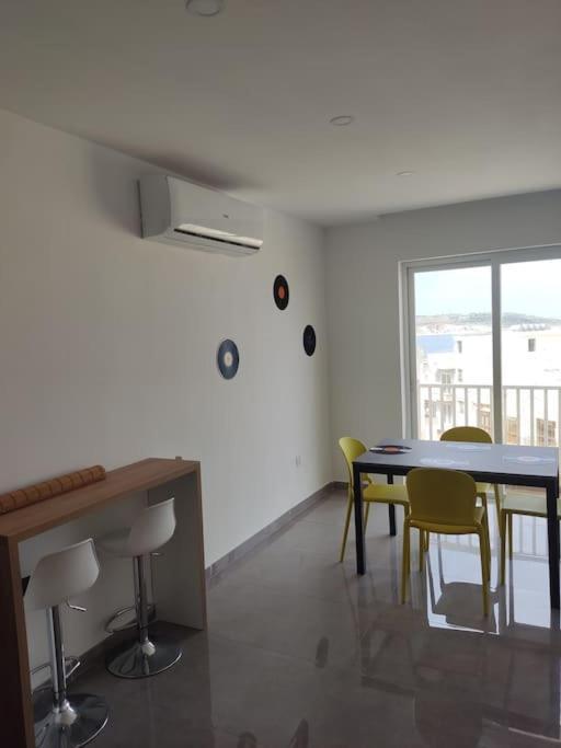 Apartamento Sorriso Flat N.9 - Entire Unit Bahía de San Pablo Exterior foto